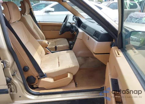 1991 Volvo 740 Se from USA, damaged, VIN YV1FA8753M2334311